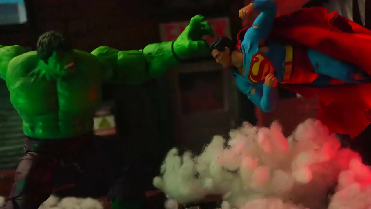 SUPERMAN VS HULK - MULTIVERSE SAGA - PART 1 - STOP MOTION ANIMATION