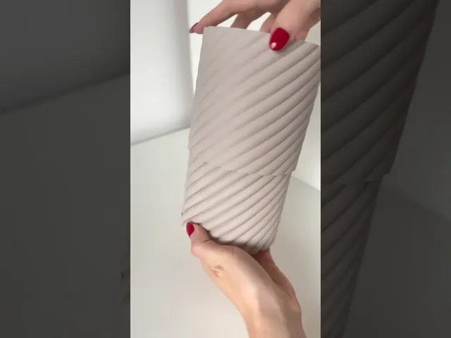 TWISAVE spinning money box I piggy bank video thumbnail