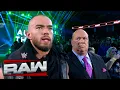 Lagu Austin Theory (With Paul Heyman) Entrance: WWE Raw, February 9, 2026