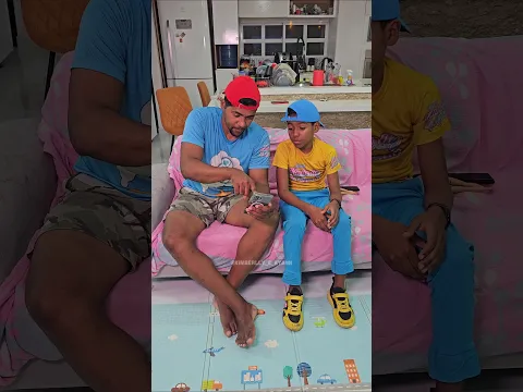 Uma Cobra No Sapato 😱😱😱 #funny #Snake #shorts #shortvideo #comedy