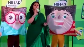vidya balan showing her super body in a green saree in a live event 1