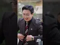 신의가 청소부로 변장하자 여자친구는 가난하다며 버렸다! 길에서 넘어진 노인을 구했는데 최고 부자였다! 노인은 자원과 인맥을 주었고 인생 역전, 전 여자친구는 크게 후회한다!