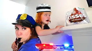 Download COPS vs ROBBERS - Prison Escape from Barbie Jail - will Adley get caught by Police Girl (new game) MP3