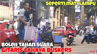 Download 🔥Best jugak lagu ni walaupun ramai taktau 😁 | Seperti Mati Lampu cover by Mr. Jay Jay Cahaya Buskers MP3