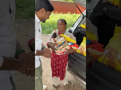 किसी के चेहरे की मुस्कान बनो 😋🙏#trending #humanity #youtubeshorts #motivation