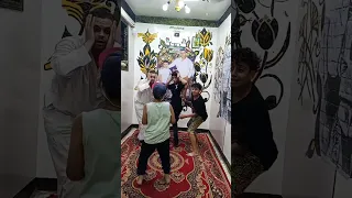 انا عندى سؤال اسئل ولا بلاش وننسي الي كان                                                    دندنها