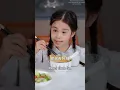Tous croyaient la fille maudite, mais elle sauva la mamie du PDG et devint l'étoile du foyer !