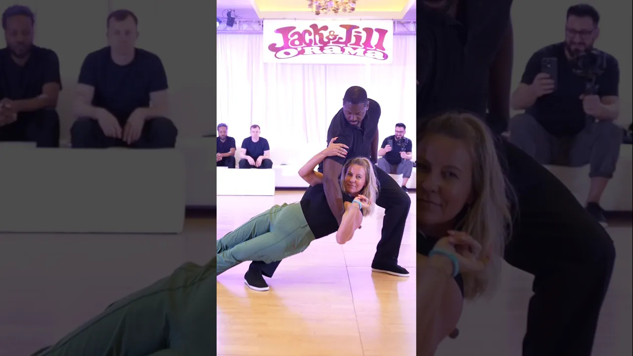 ~ Hip wiggles ~ 😋 #improv #westcoastswing