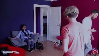 قلبي اللي انت بتقسى عليه قمر ونور مار  قلبي اللي انت بتقسى عليه قمر ونور مار