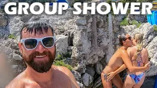 Group Shower on The Isle of Capri – S4:E18