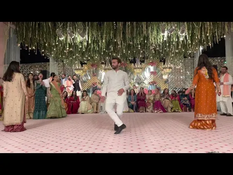 Download MP3 Sawan Mein Lag Gayi Aag | Mika Singh - Neha Kakkar - Badshah | Wedding Dance | Hafeez Bilal Hafeez