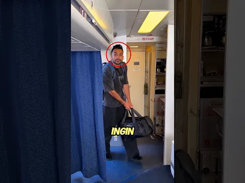 naik pesawat sambil menyamar,tapi endingnya gak sesuai rencana #shorts