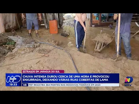 Caos em Jaraguá do Sul: chuva intensa de uma hora causa enxurrada e deixa ruas cobertas de lama