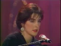 Enya - Orinoco Flow (sung live in France, 1989)