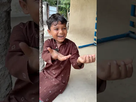 Hari Mirchi Kesi Lagi 🤢😂 #funny #youtubeshorts #comedy
