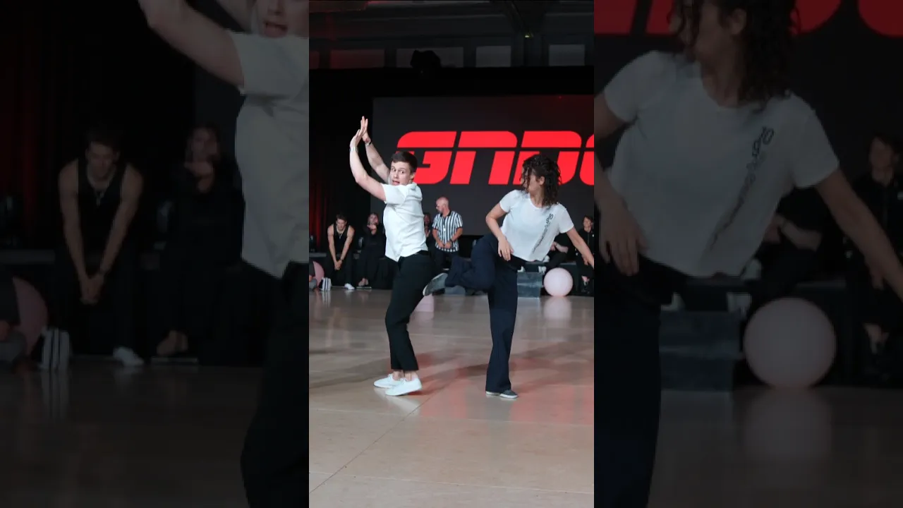 "Gave that big booty a slap" 🍑🦵 #improv #westcoastswing