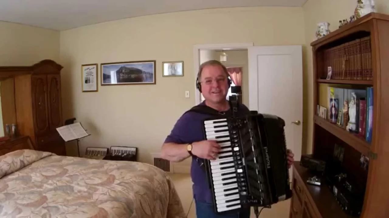 Anniversary Song --- Mario Muschi --- Accordion