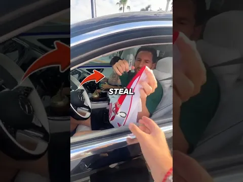 Messi tried to steal a jersey from a fan #shorts #ronaldo