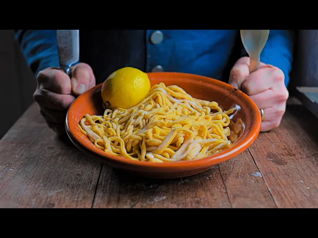Video: Noodle Pudding? - Food That Time Forgot