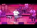 Download Lagu Zainalabidin \u0026 Headwind LIVE - Kita Serupa