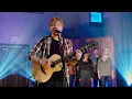 Download Lagu Ed Sheeran - Can't Help Falling in Love