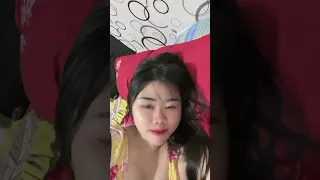 mama muda live tiktok sambil menyusui anaknya
