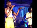 Majur canta NAUFRAGO com Afrocidade ao vivo