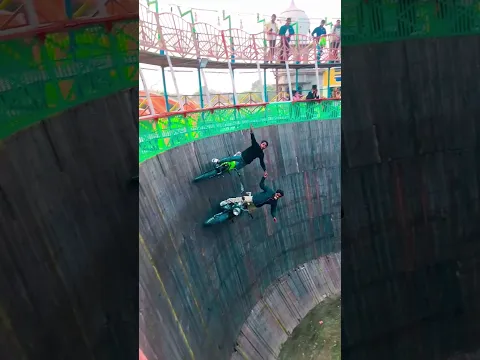 himmat ki baat hai bhai Maut ke kuen mein har Koi bike nahin Chala sakta Sahil Rider ki tarah
