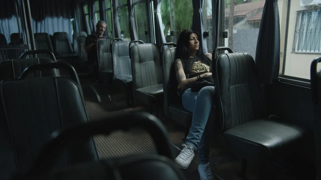 Cazzu - Con Otra (Video Oficial) Cazzu - Con Otra (Video Oficial)