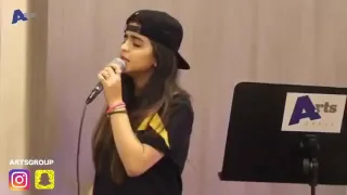حلا الترك تغني   اغنيه مدري شبلاي اليوم  اسماعيل مبارك دندنها