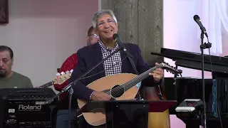 ارجوك يا ابني تعال نجيب لبيب 