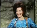 Loretta Lynn - Don't Come Home A-Drinkin'