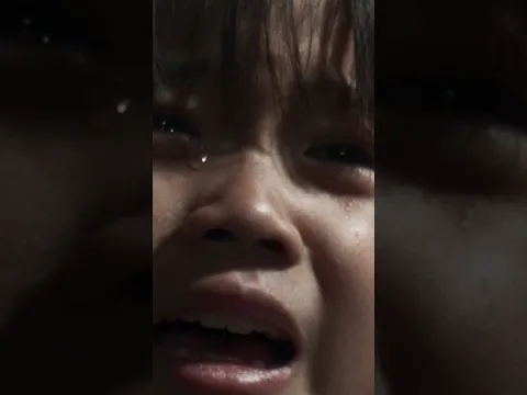 ชีวิตหนึ่ง แหวกว่ายบนความต้องการข้างในจิตใจ  ไม่มองดูตัวเอง แย่งชิงกินกันเอง จนถึงวันไม่มีลมหายใจ