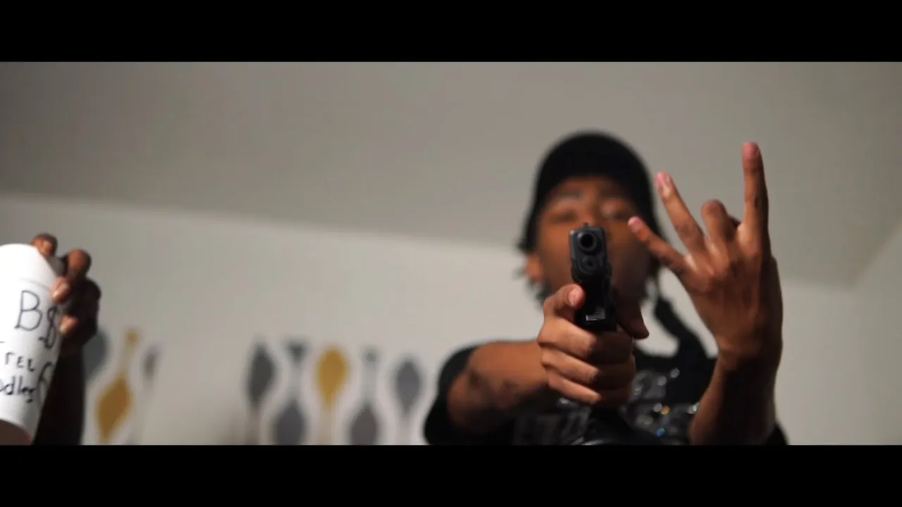 Machio Hendrix - Anyways (Official Video) Shot by: @MikeProduction773