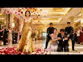 Download Lagu Cheated and kicked out by her husband, she returns as the world’s richest woman for revenge!