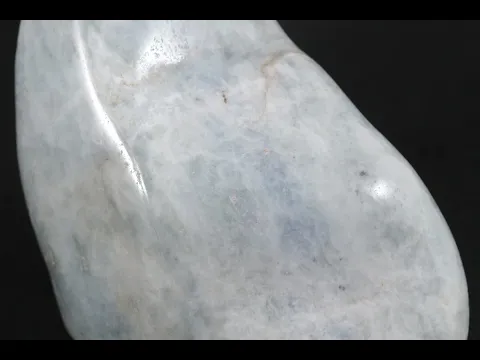★翡翠原石★糸魚川硬玉【横川・転石磨き470ｇ】 糸魚川産翡翠 原石 磨き 189g｜国産天然石 通販 キラリ石