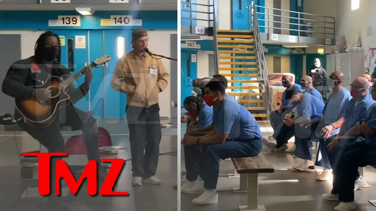 Justin Bieber Sings 'Lonely' to Small Group of Prisoners | TMZ