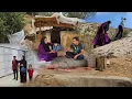 Download Lagu Another day of adventure in the mountains with the Hawk family to collect firewood🔥