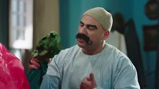  أنا بكلم حزمة كرات    مربوحة مش عارفة ترضي الكبير إزاي  الكبير أوي ج  دندنها