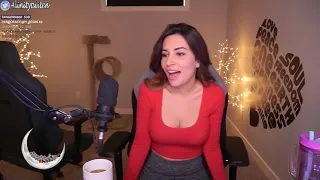 TWITCH  SEXY  GIRL STREAMER | THICC  MOMENTS COMPILATION!!!