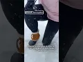 Download Lagu Wanita ini kakinya terperosok ke lubang es! Sepatu dan kaos kaki jadi basah kuyup #fypyoutube