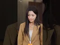 악녀는 그녀를 기절시켜 방에 가뒀다! CEO가 문을 부수고 그녀를 안아 구한 뒤 자신의 아내라고 부르자 악녀는 후회한다! #단편드라마  #하얀순간 #신데렐라  #부잣집가 #로맨스