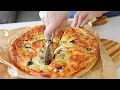 Download Lagu Hoe maak je pizzadeeg / Hoe maak je zelfgemaakte pizza