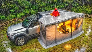 HEAVY RAIN CAMPING ⛈️ GIANT LIVING ROOM WITH LAND ROVER DEFENDER