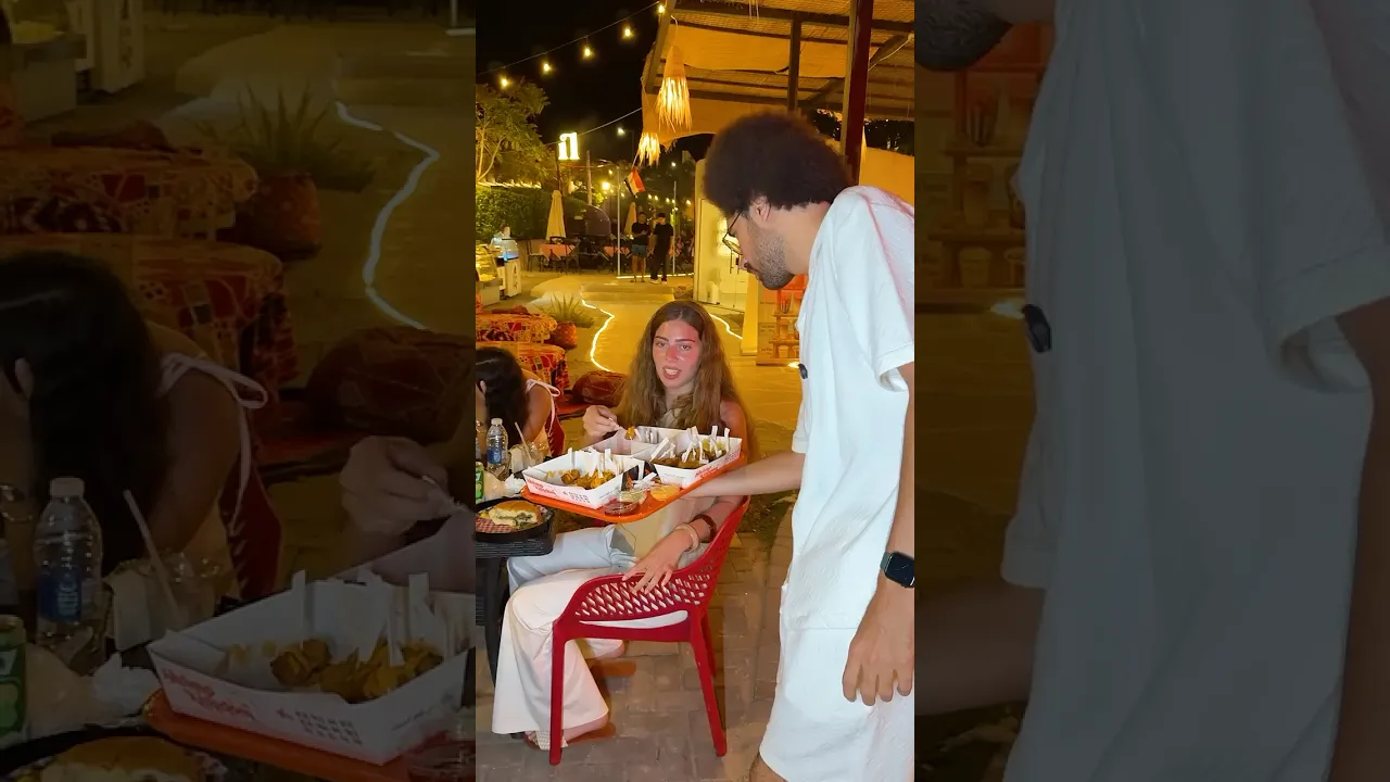 وزعنا اكل في الساحل!