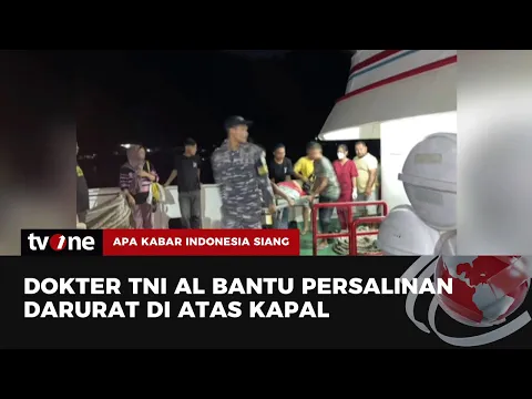Momen Seorang Perempuan Melahirkan di Atas Kapal, Dokter TNI AL Bantu Proses Persalinan |