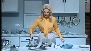 صباح موال  من فيلم الايدى الناعمة دندنها