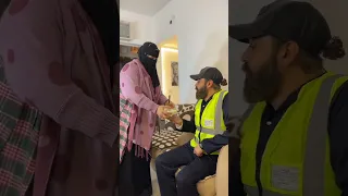 تعمل الخير ف زمان لا امان للبشر 