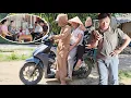 Download Lagu Doctor Bao decided to take his father to the hospital for treatment after paying off his debt