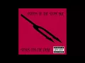 Queens of the Stone Age - No One Knows